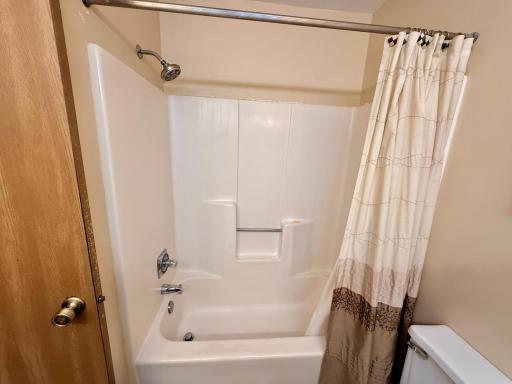 350 6th Street NE, Perham, MN 56573
