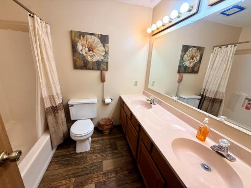350 6th Street NE, Perham, MN 56573