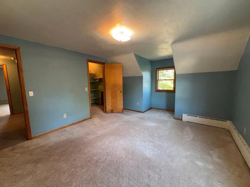 642 Louisiana Avenue, Adrian, MN 56110