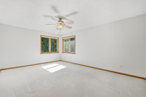 27-web-or-mls-13112_Quail_Creek_Dr_NE_Minneapolis_MN_55449_040.jpg