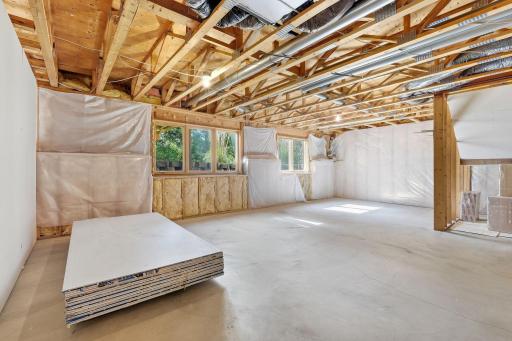 32-web-or-mls-13112_Quail_Creek_Dr_NE_Minneapolis_MN_55449_003.jpg