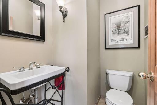 2860 Ardmore Avenue - Spacecrafting - 0033.jpg
