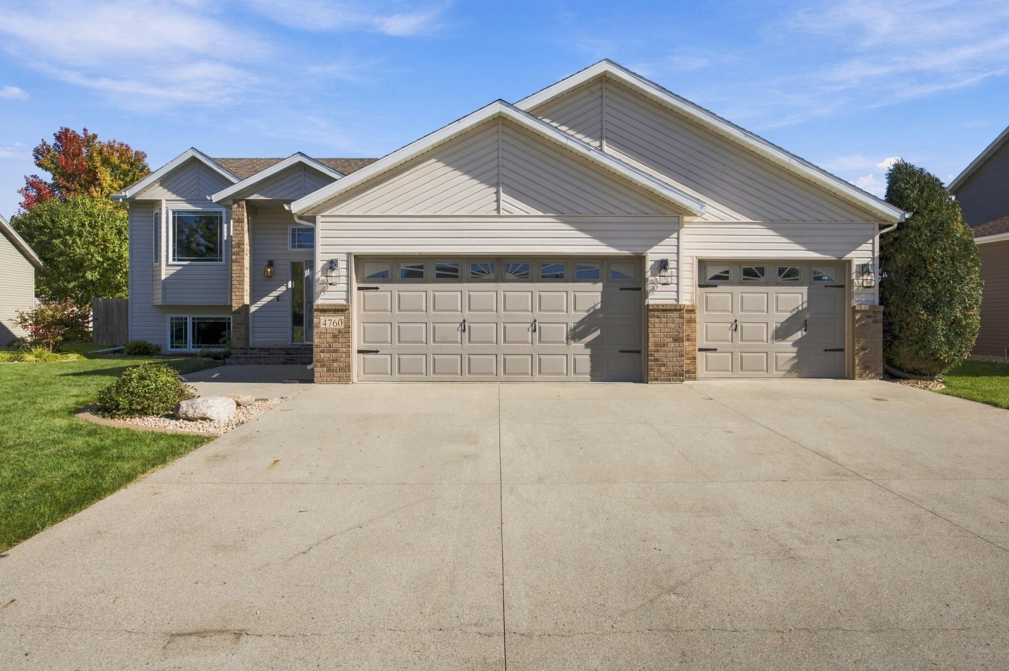 Property photo for 4760 Arbor Court S, Fargo, ND 58104