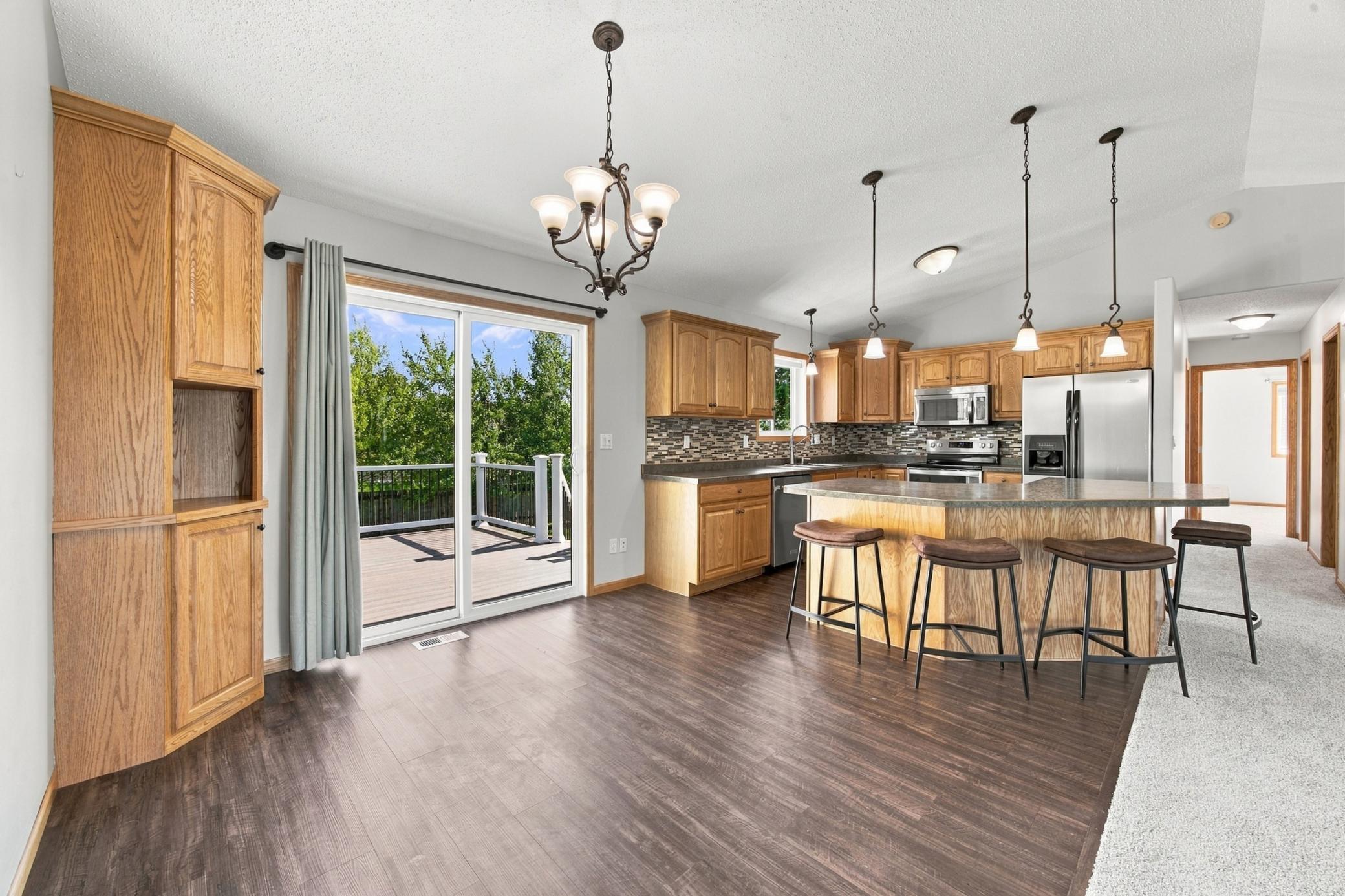 Kitchen/dining