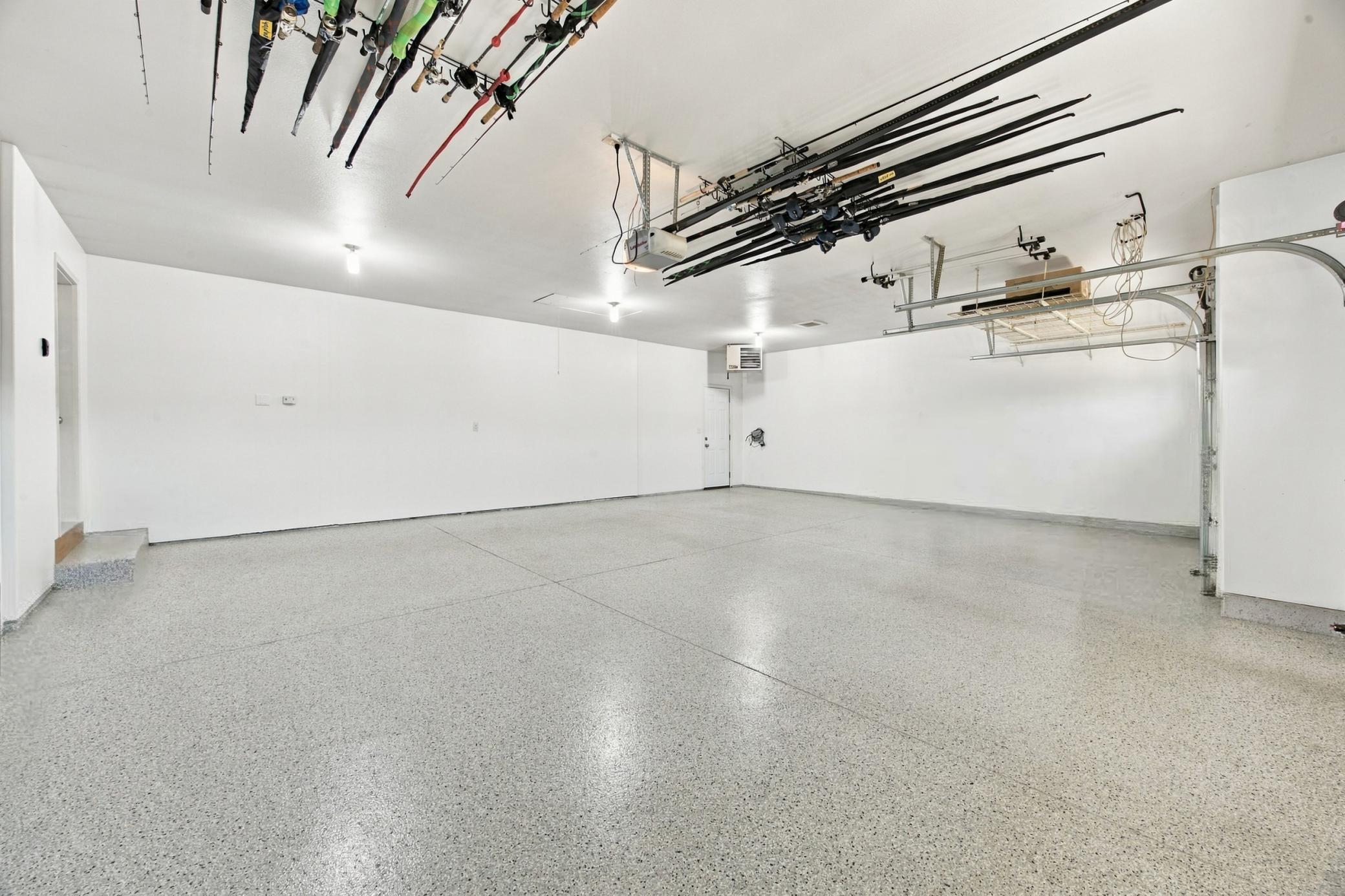 Garage!