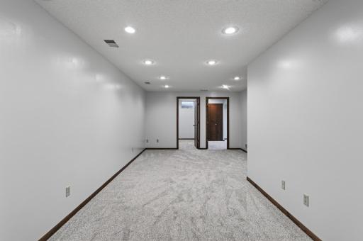 17181 Panama Avenue, Prior Lake, MN 55372
