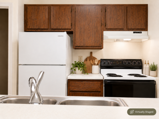 Northview #1 Kitchen 2, Virtually Staged.png