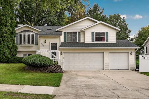 419 43rd Avenue NW, Rochester, MN 55901