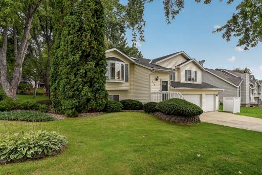 419 43rd Avenue NW, Rochester, MN 55901