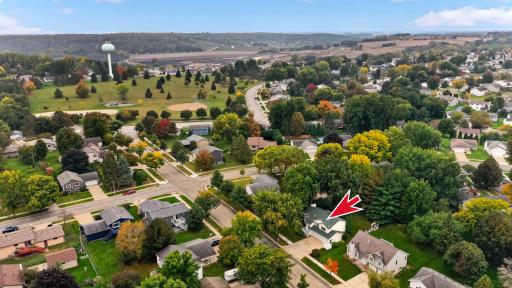 419 43rd Avenue NW, Rochester, MN 55901