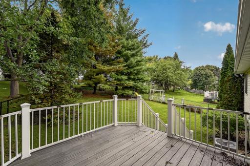 419 43rd Avenue NW, Rochester, MN 55901