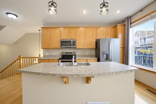 15529 Eagle Shore Drive, 804, Apple Valley, MN 55124