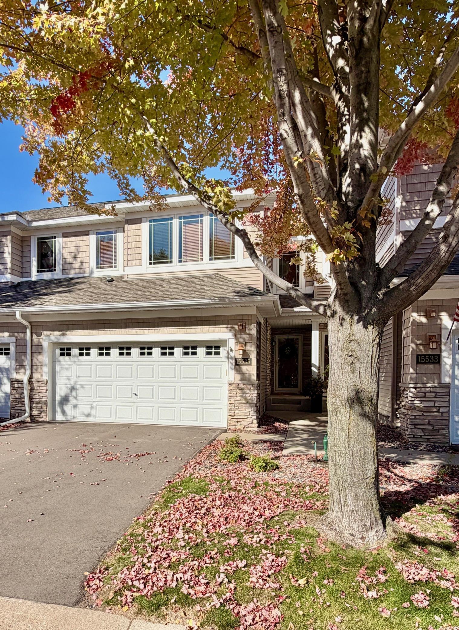 Welcome to 15535 Lilac Drive.jpg