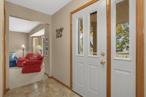 15660 Cumberland Avenue W, Rosemount, MN 55068