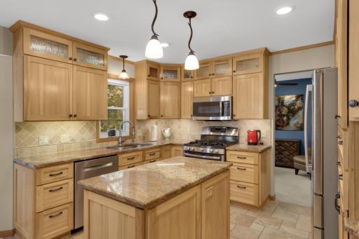 15660 Cumberland Avenue W, Rosemount, MN 55068