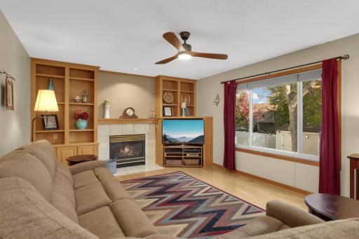 15660 Cumberland Avenue W, Rosemount, MN 55068