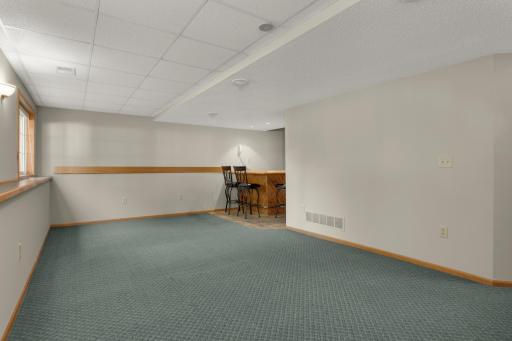 15660 Cumberland Avenue W, Rosemount, MN 55068