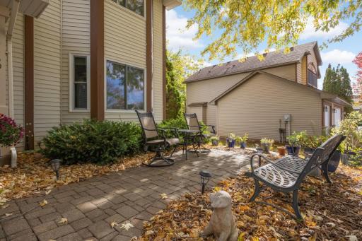 15660 Cumberland Avenue W, Rosemount, MN 55068