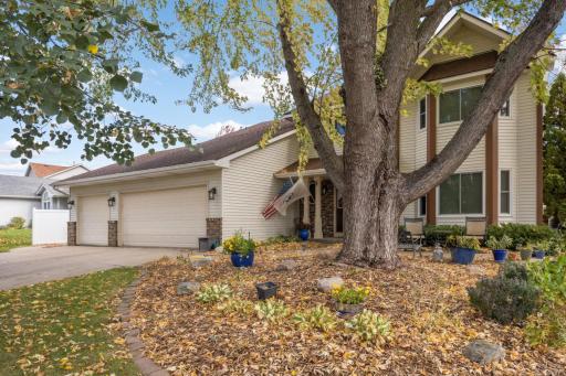 15660 Cumberland Avenue W, Rosemount, MN 55068