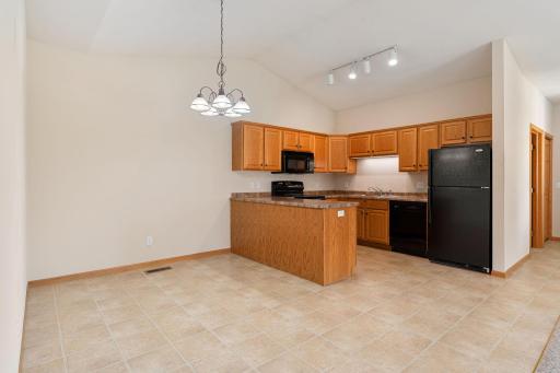 4121 Trumpeter Drive SE, Rochester, MN 55904