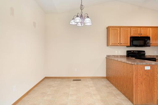 4121 Trumpeter Drive SE, Rochester, MN 55904