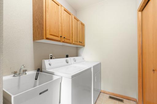 4121 Trumpeter Drive SE, Rochester, MN 55904