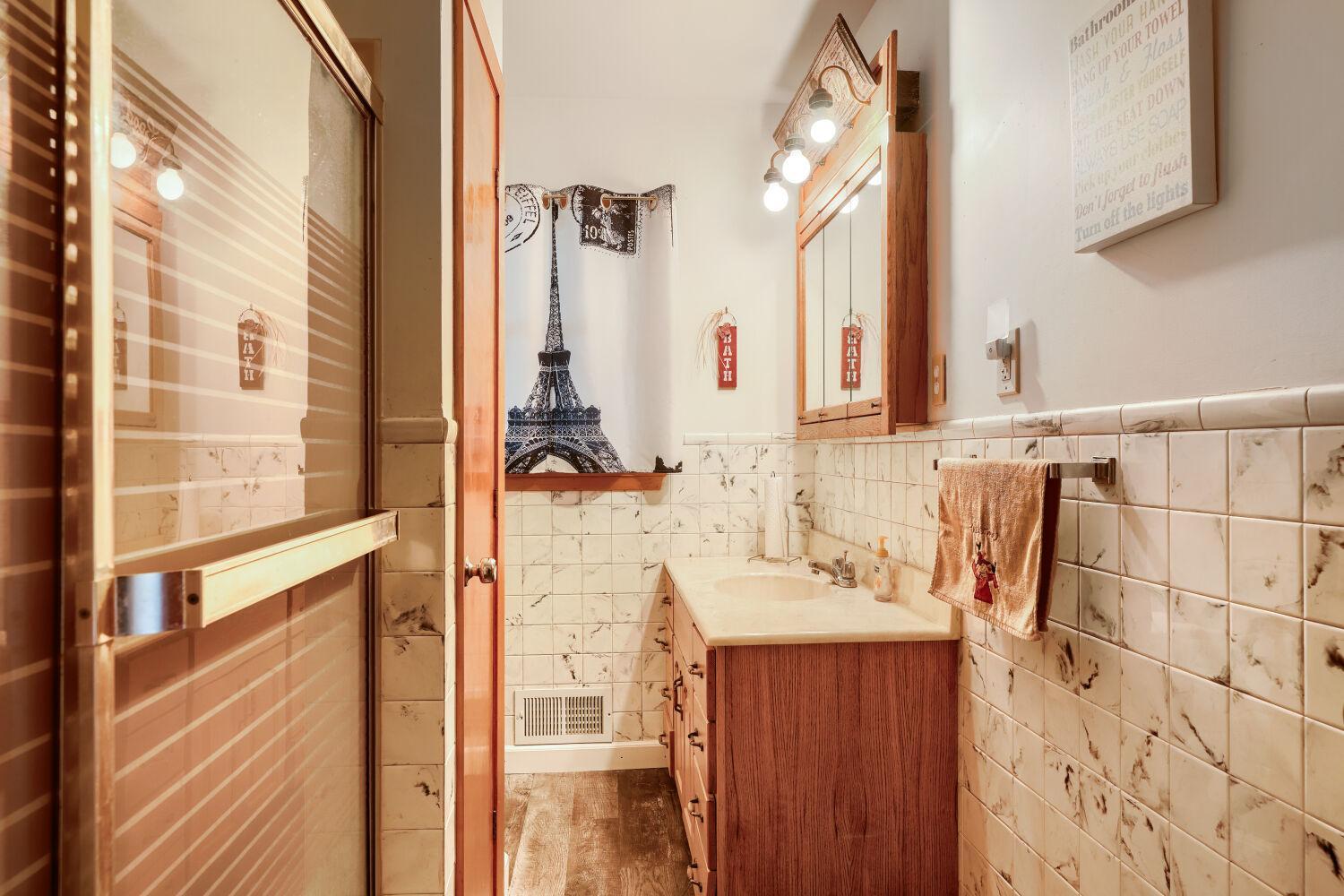 Full Bath