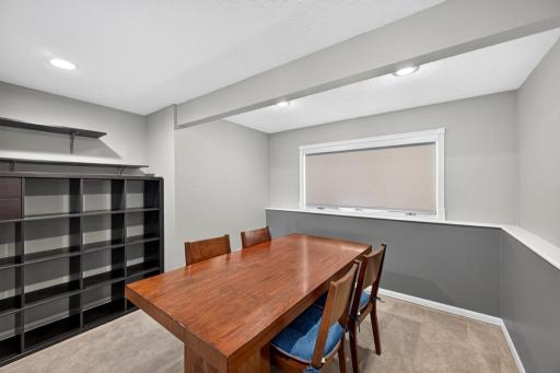 4402 Cambridge Lane NW, Rochester, MN 55901