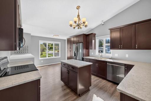 4402 Cambridge Lane NW, Rochester, MN 55901