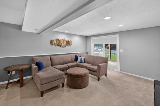 4402 Cambridge Lane NW, Rochester, MN 55901
