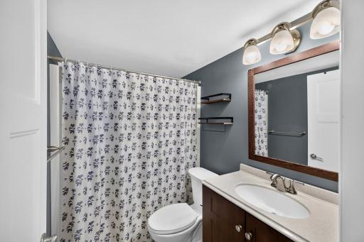 4402 Cambridge Lane NW, Rochester, MN 55901
