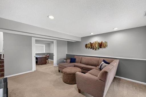 4402 Cambridge Lane NW, Rochester, MN 55901
