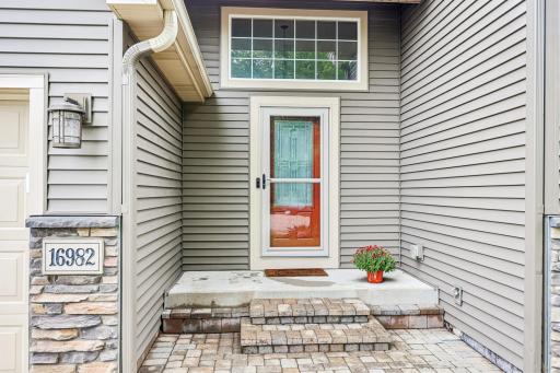 16982 Georgetown Way, Rosemount, MN 55068