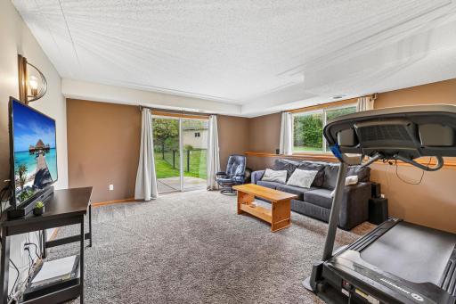 16982 Georgetown Way, Rosemount, MN 55068