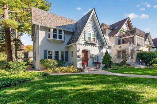 2725 Irving Avenue S, Full Front from NW lot corner.jpg