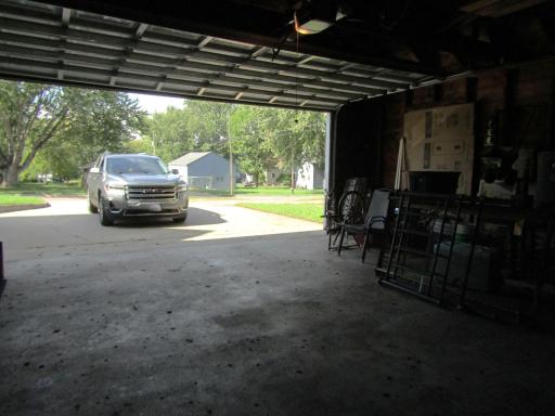 223 E Schlieman Avenue, Appleton, MN 56208