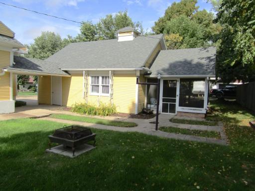 223 E Schlieman Avenue, Appleton, MN 56208