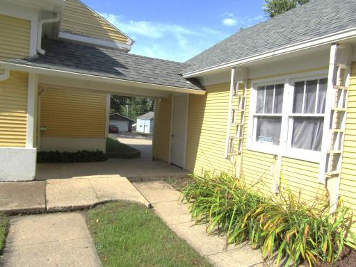 223 E Schlieman Avenue, Appleton, MN 56208