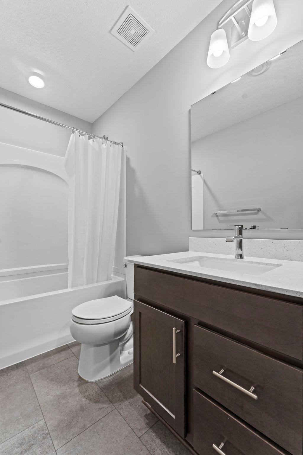54-web-or-mls-7381 Emily Cir-173.jpg