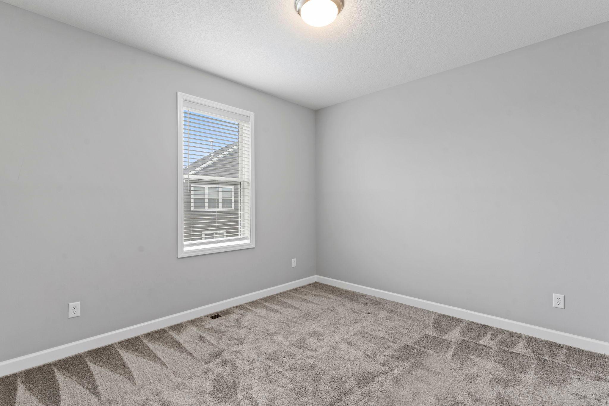 41-web-or-mls-7381 Emily Cir-28.jpg