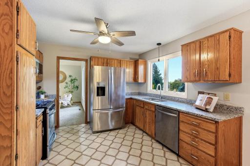 17330 Ipswich Way, Lakeville, MN 55044