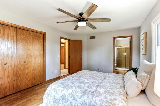 17330 Ipswich Way, Lakeville, MN 55044