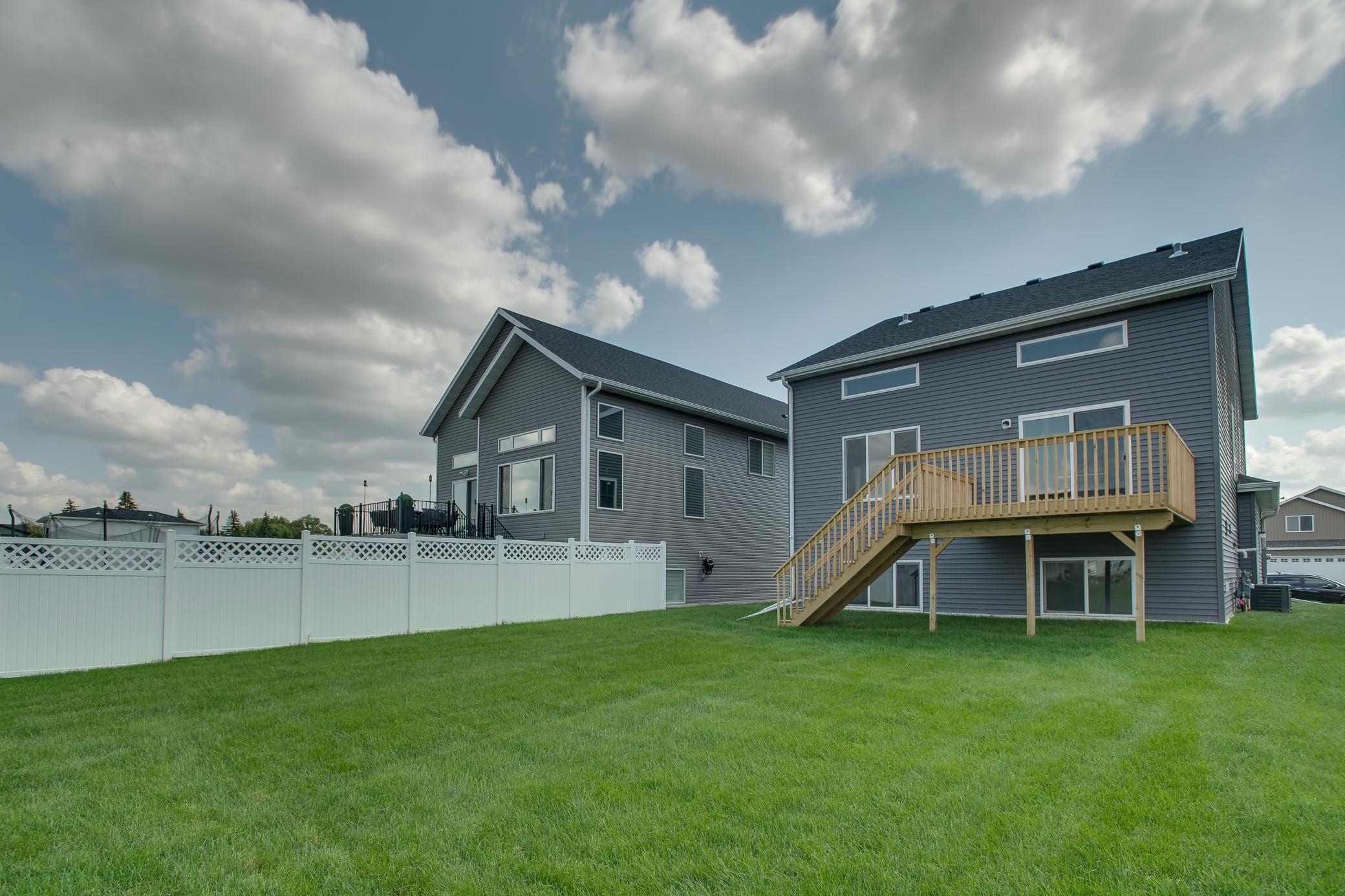 EXTERIOR_2522_38TH_AVE-7.jpg
