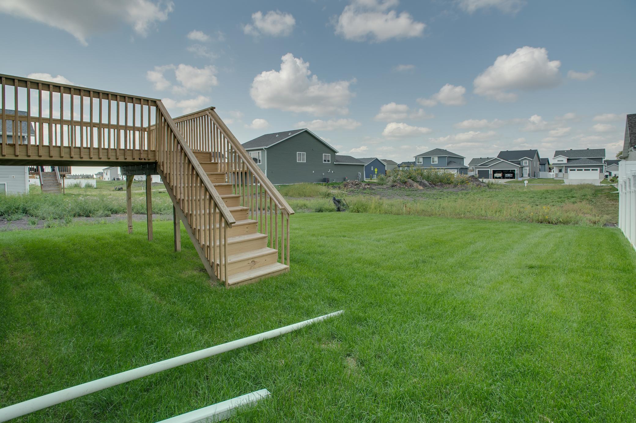 EXTERIOR_2522_38TH_AVE-5.jpg