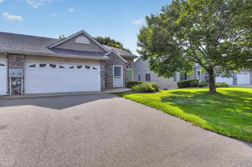 Snow and lawn care included in association dues