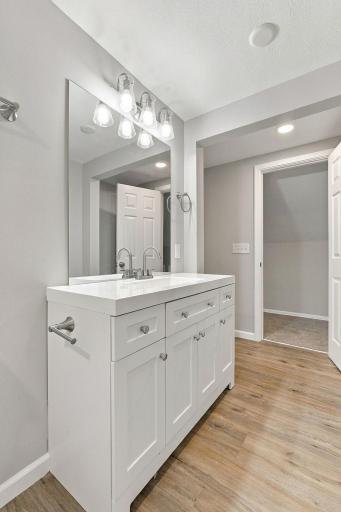 4533 Welcome Avenue N, Minneapolis, MN 55422