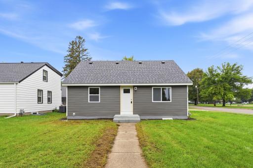 4533 Welcome Avenue N, Minneapolis, MN 55422