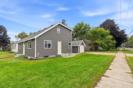 4533 Welcome Avenue N, Minneapolis, MN 55422
