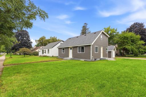 4533 Welcome Avenue N, Minneapolis, MN 55422