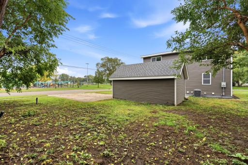 4533 Welcome Avenue N, Minneapolis, MN 55422